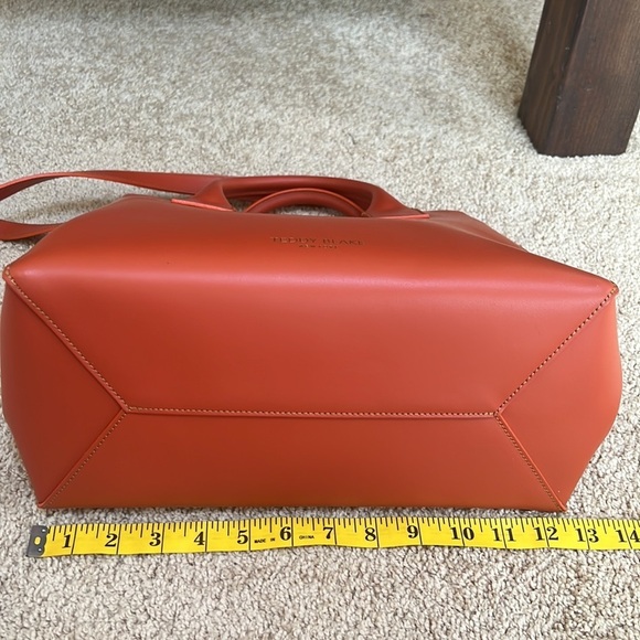 Teddy Blake New York Bella smooth leather satchel. - Picture 7 of 14